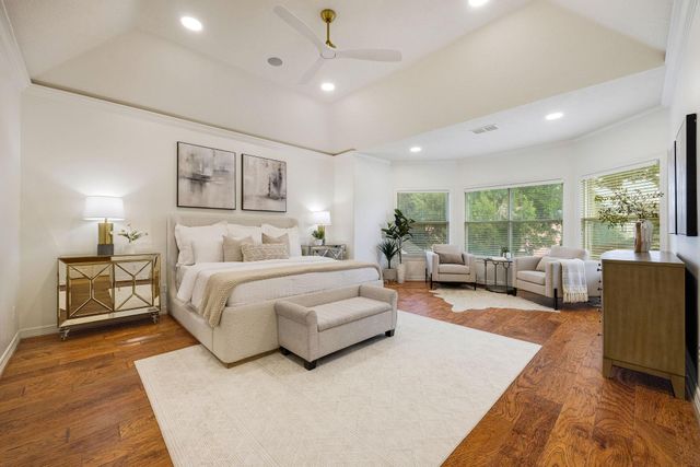 4623 Braeburn Drive, Bellaire, TX 77401