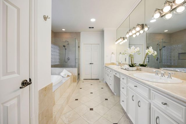 4623 Braeburn Drive, Bellaire, TX 77401