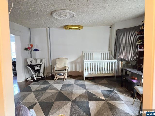 53 Murray Hill Terrace, Bergenfield, NJ 07621