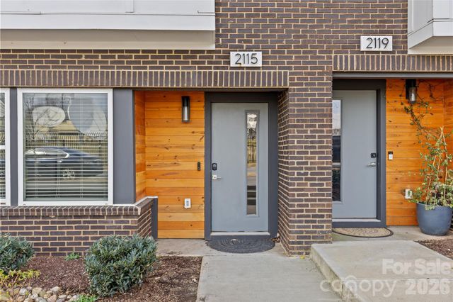 2115 Isom Street, Charlotte, NC 28208