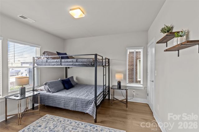 2115 Isom Street, Charlotte, NC 28208