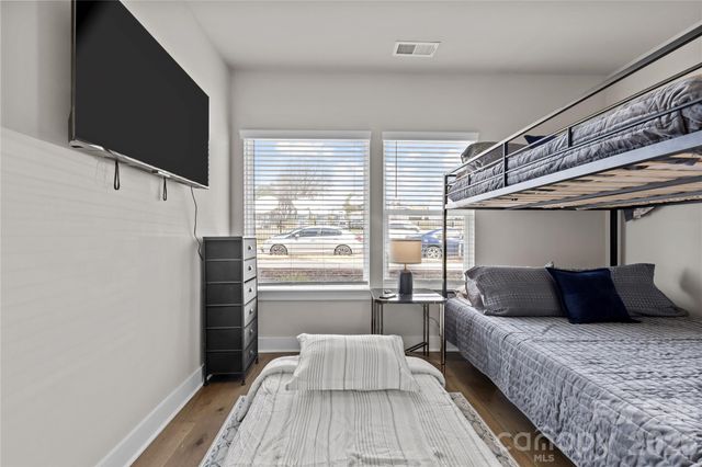 2115 Isom Street, Charlotte, NC 28208