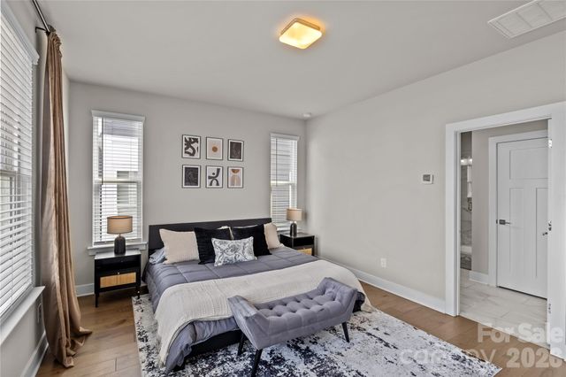 2115 Isom Street, Charlotte, NC 28208