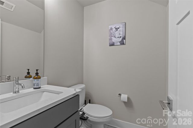 2115 Isom Street, Charlotte, NC 28208