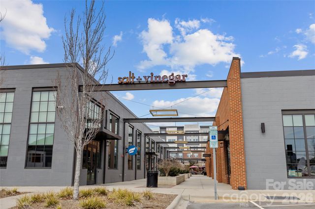 2115 Isom Street, Charlotte, NC 28208