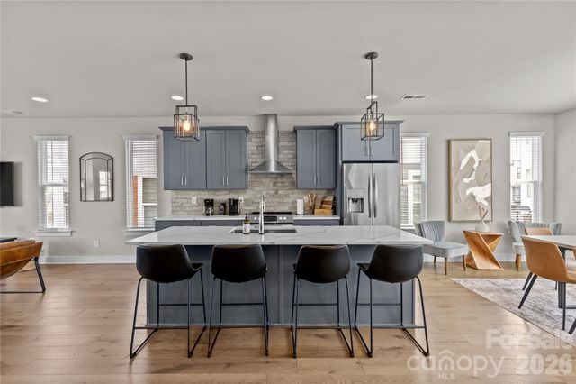 2115 Isom Street, Charlotte, NC 28208