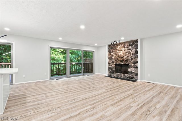18259 Glencreek Lane, Strongsville, OH 44136
