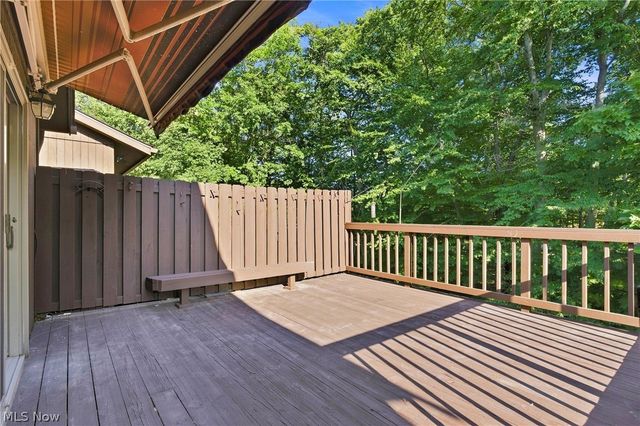 18259 Glencreek Lane, Strongsville, OH 44136
