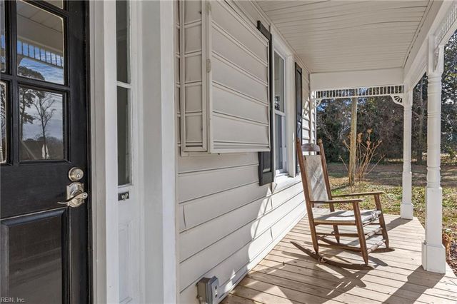 1400 Fentress RD, Chesapeake, VA 23322
