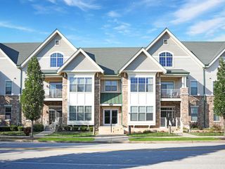 14900 W Wilbur DRIVE #1204, New Berlin, WI 53151