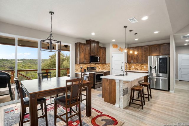 295 Delanoy Dr, Canyon Lake, TX 78133