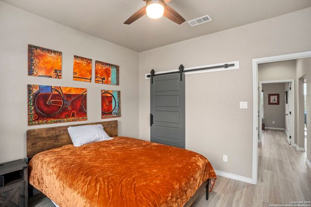 295 Delanoy Dr, Canyon Lake, TX 78133