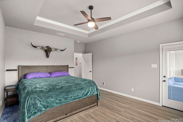 295 Delanoy Dr, Canyon Lake, TX 78133