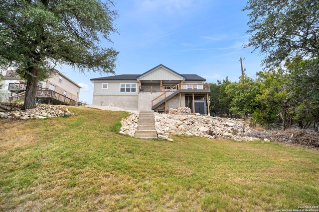 295 Delanoy Dr, Canyon Lake, TX 78133