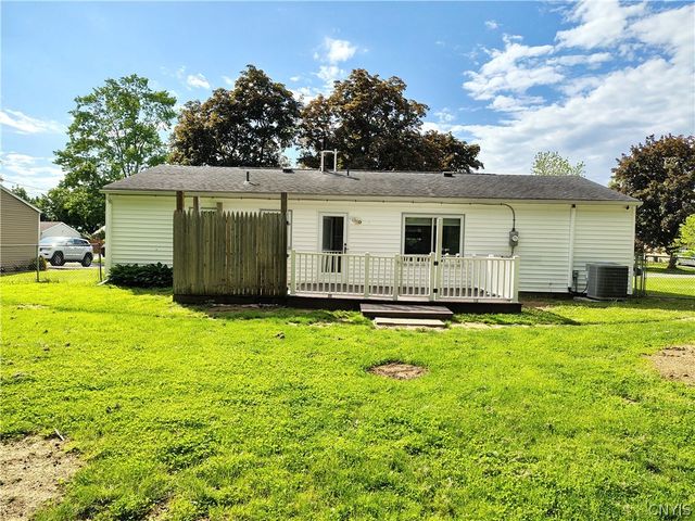 414 Williamsburg Road, Utica, NY 13502