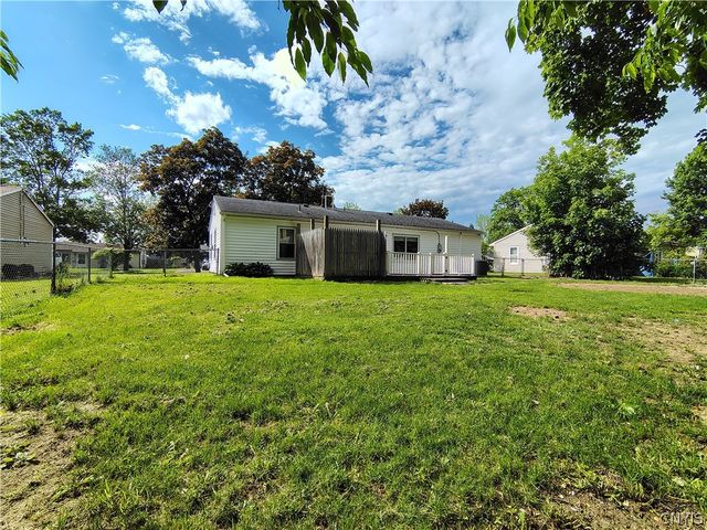 414 Williamsburg Road, Utica, NY 13502