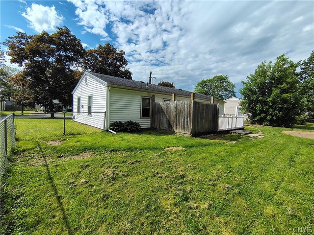 414 Williamsburg Road, Utica, NY 13502