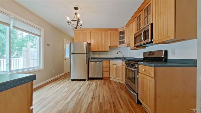 414 Williamsburg Road, Utica, NY 13502