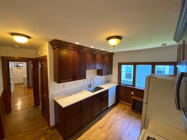 31 Pierce Avenue 2+Study, Boston, MA 02122