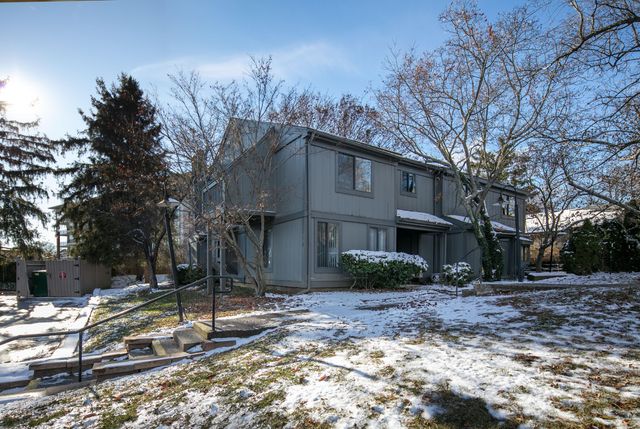 543 Laketower Drive 116, Lexington, KY 40502