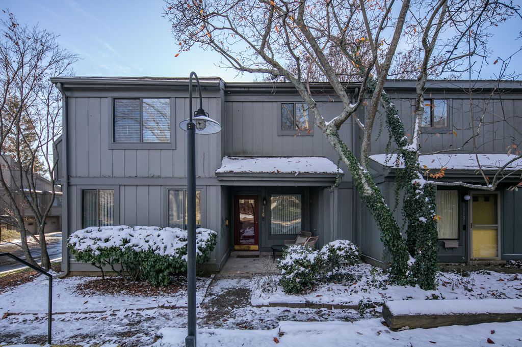 543 Laketower Drive 116, Lexington, KY 40502