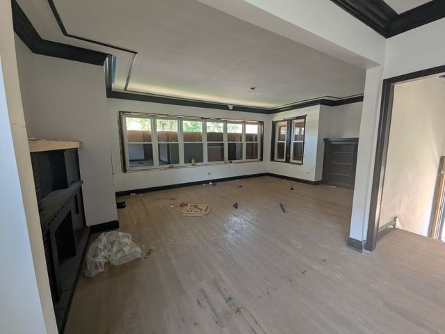 8001 S Laflin Street, Chicago, IL 60620