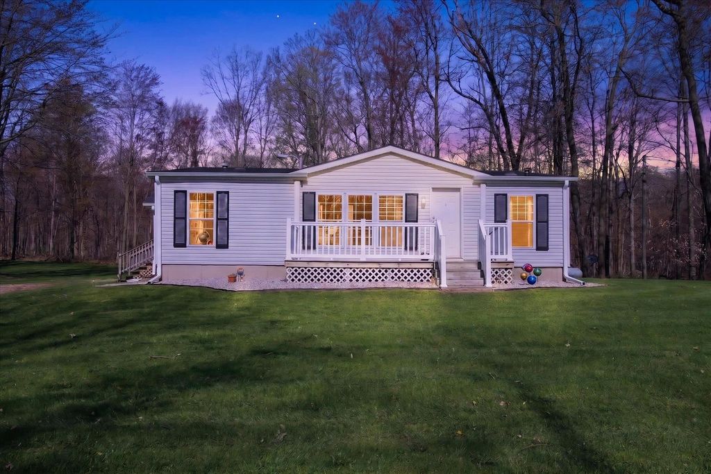 4537 N Caris Road, Ferris Twp, MI 48829