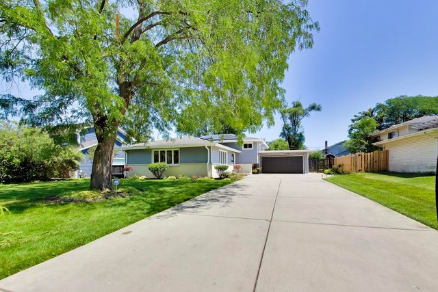 3495 Carol Lane, Northbrook, IL 60062