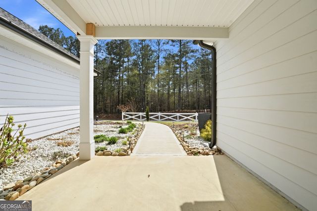649 Tanners Bridge Road, Bethlehem, GA 30620
