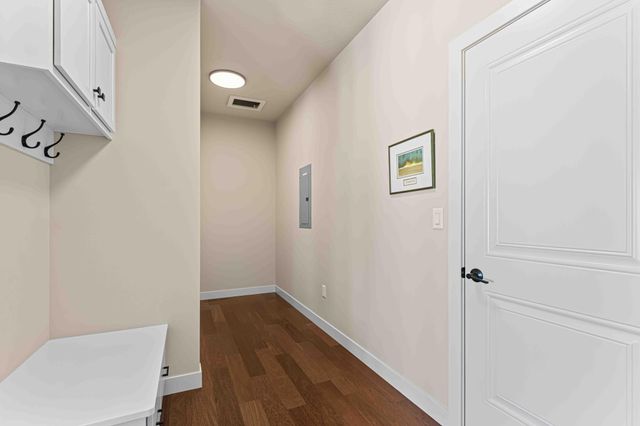 324 25th Avenue E, West Fargo, ND 58078