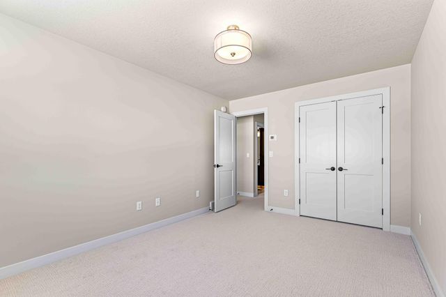 324 25th Avenue E, West Fargo, ND 58078