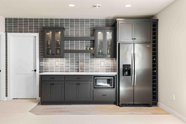 324 25th Avenue E, West Fargo, ND 58078