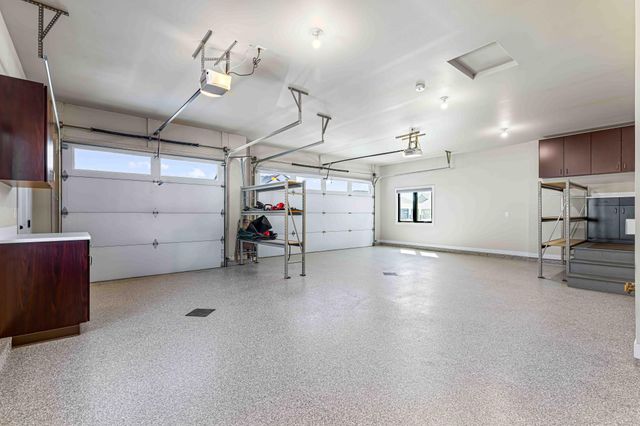 324 25th Avenue E, West Fargo, ND 58078