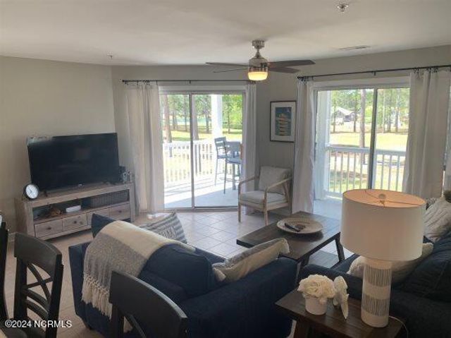 1215 N Middleton Drive 2504, Calabash, NC 28467