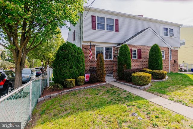 327 LINCOLN AVE, Bristol, PA 19007