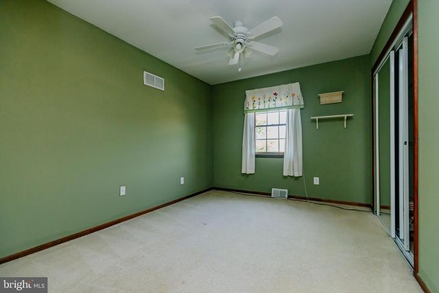 327 LINCOLN AVE, Bristol, PA 19007