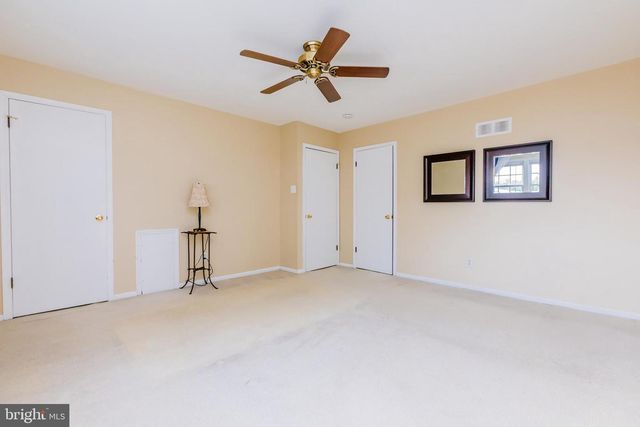 327 LINCOLN AVE, Bristol, PA 19007