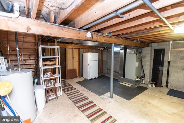 327 LINCOLN AVE, Bristol, PA 19007