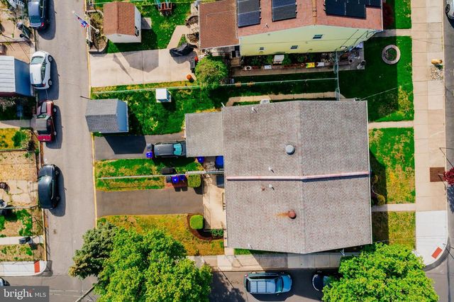 327 LINCOLN AVE, Bristol, PA 19007