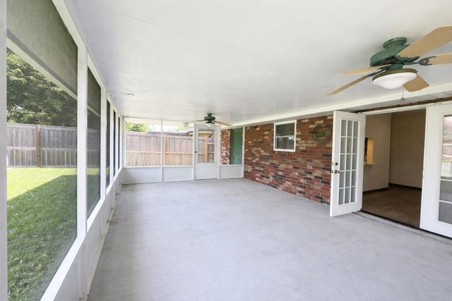 403 Cascade Dr, Houma, LA 70364