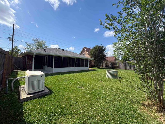 403 Cascade Dr, Houma, LA 70364