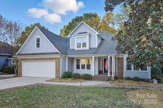 6600 Shaftesbury Road, Charlotte, NC 28270