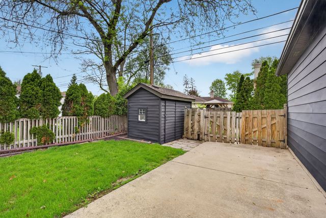 311 N Home Avenue, Park Ridge, IL 60068