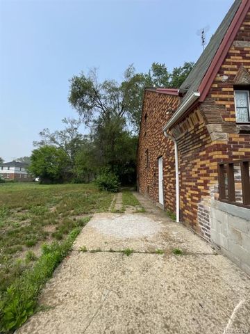 15717 Freeland Street, Detroit, MI 48227