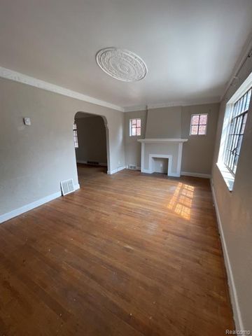 15717 Freeland Street, Detroit, MI 48227