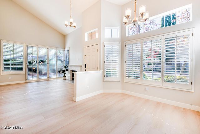 4928 Lazio Way, Oak Park, CA 91377