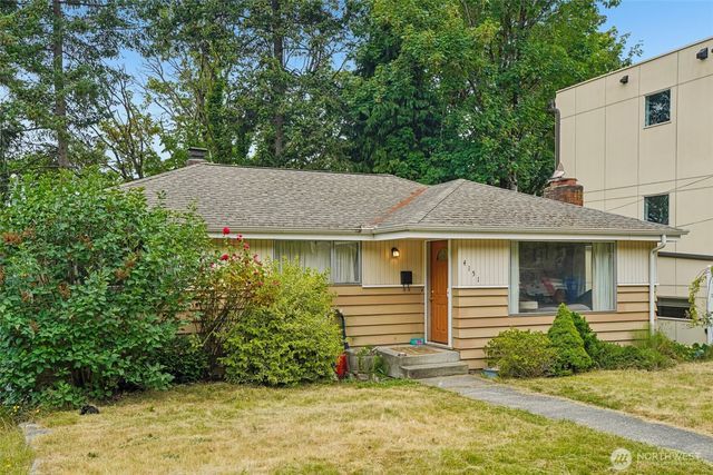 4151 23rd Avenue SW, Seattle, WA 98106