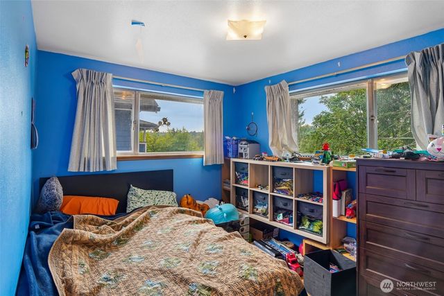4151 23rd Avenue SW, Seattle, WA 98106