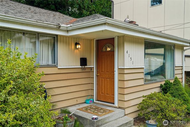 4151 23rd Avenue SW, Seattle, WA 98106