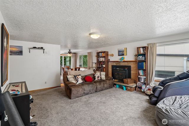 4151 23rd Avenue SW, Seattle, WA 98106
